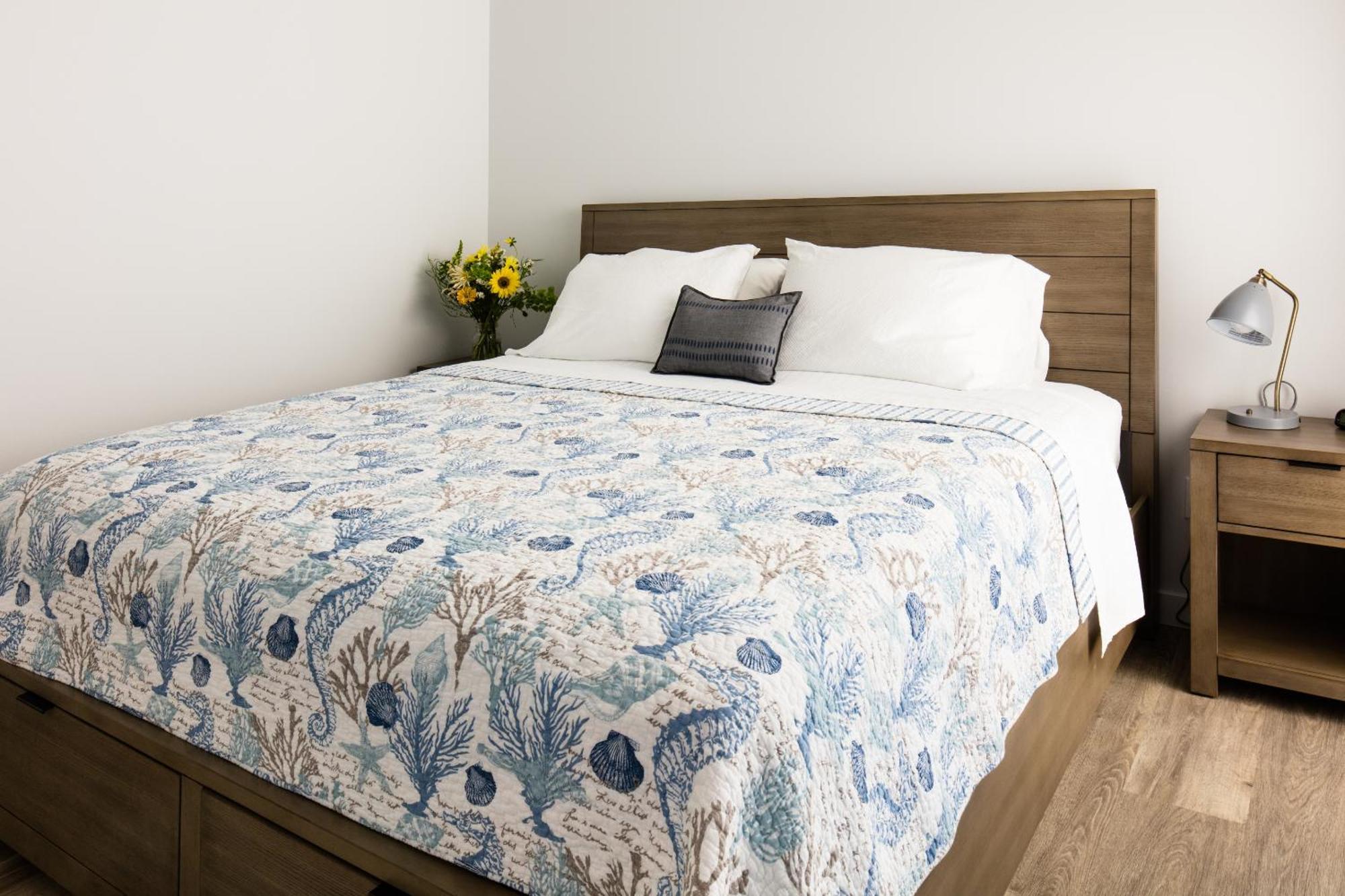 The Web Suites Friday Harbor Exterior photo